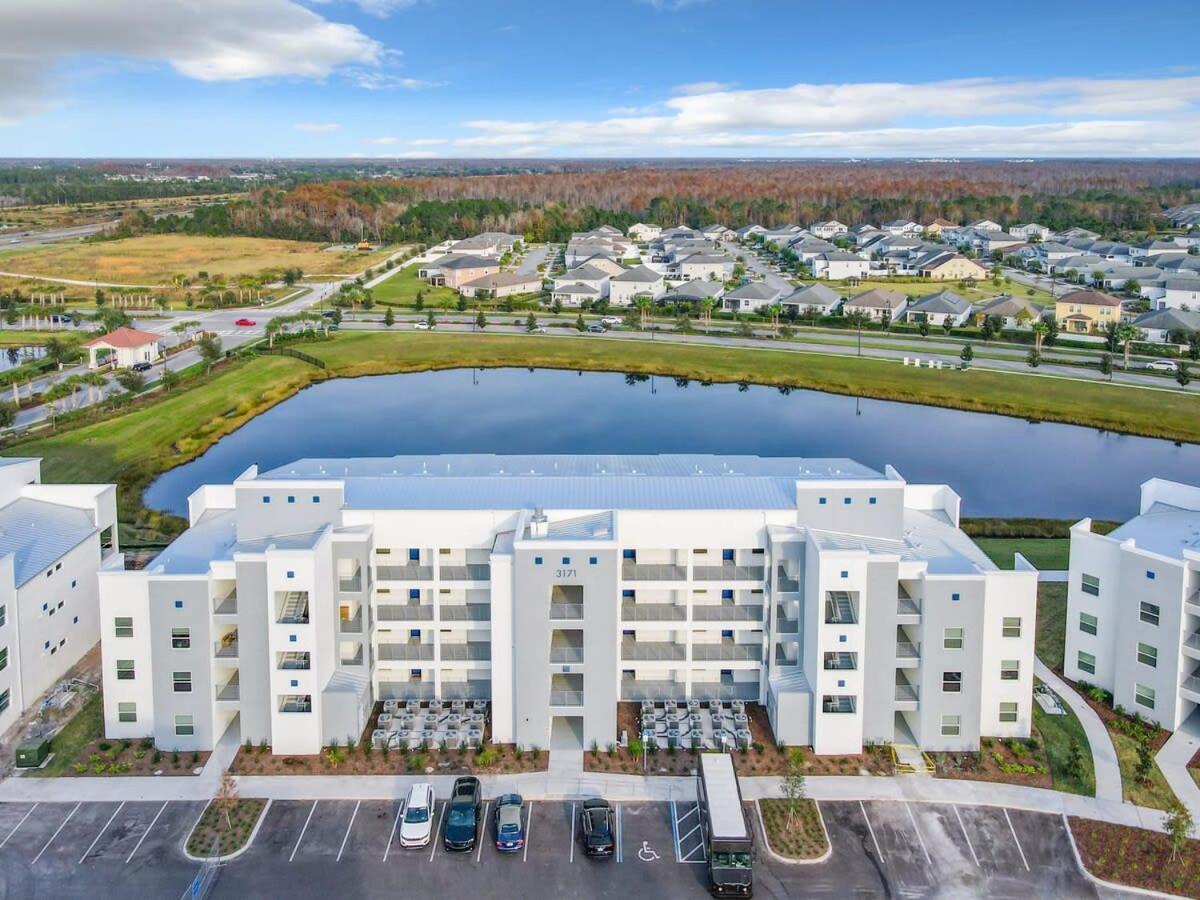 Gorgeous 2Br Lakeview Condo With Waterpark Kissimmee Exterior foto